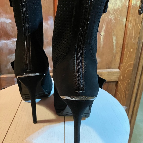 Juicy Couture size 9.5 Unique Summer 11” tall mesh toeless boots - Picture 11 of 16